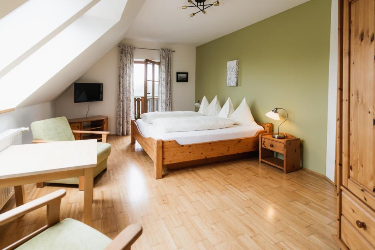 Weingut Koegl Bed & Breakfast Ratsch an der Weinstraße Exterior foto