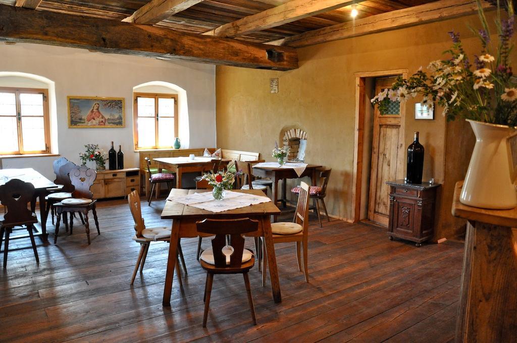 Weingut Koegl Bed & Breakfast Ratsch an der Weinstraße Exterior foto